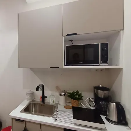 Apartament Uusi Miniasunto Hiukkavaarassa Ilmaisella Pysaekoeinnillae Oulu